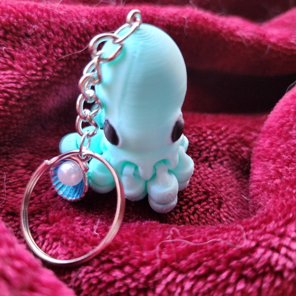 Blue Octopus Keychain with Silver Accents - Picture 4 of 4